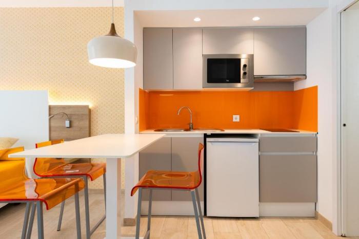 Casablanca Apartments, Санта Понса Стая снимка