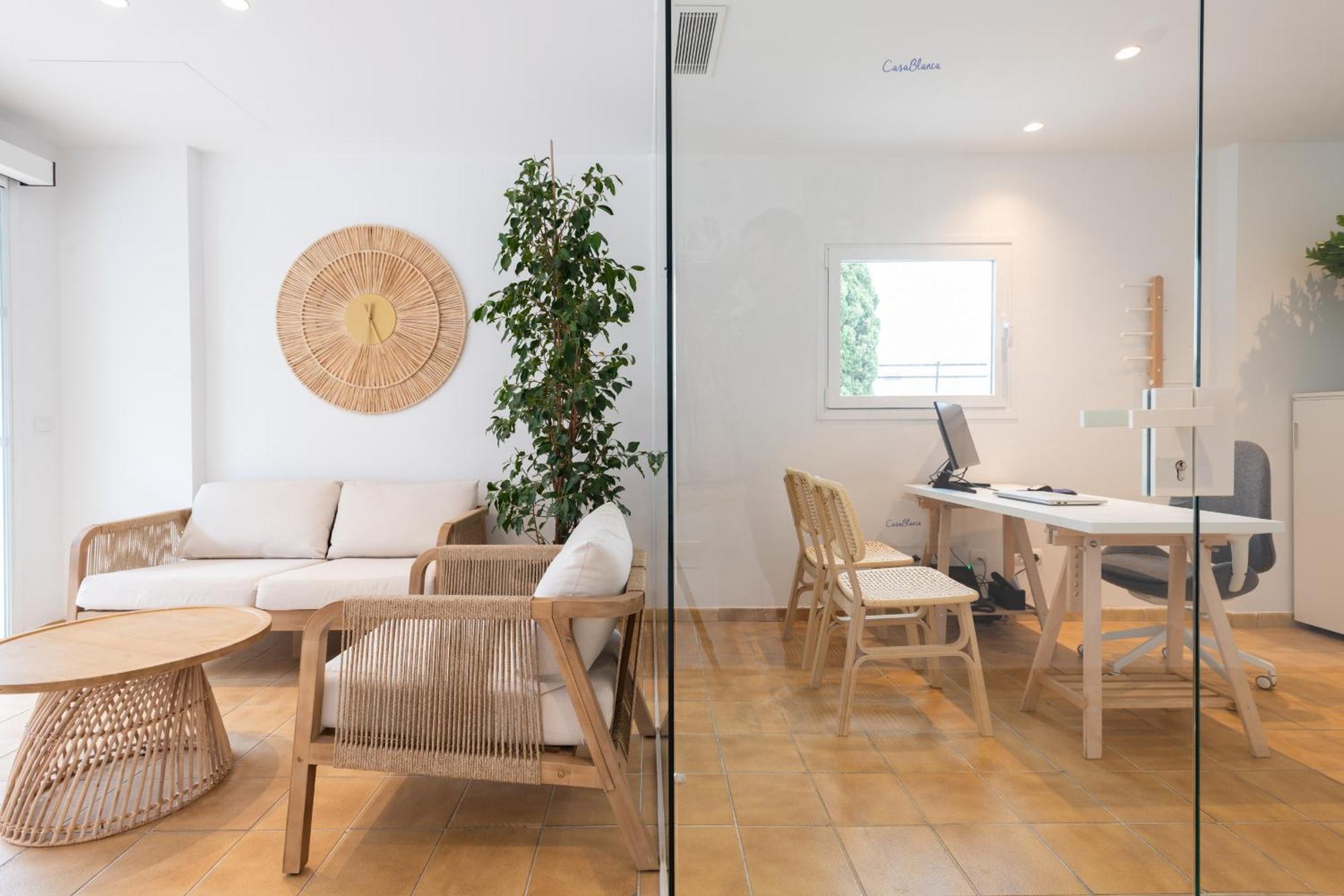 Casablanca Apartments, Санта Понса Екстериор снимка