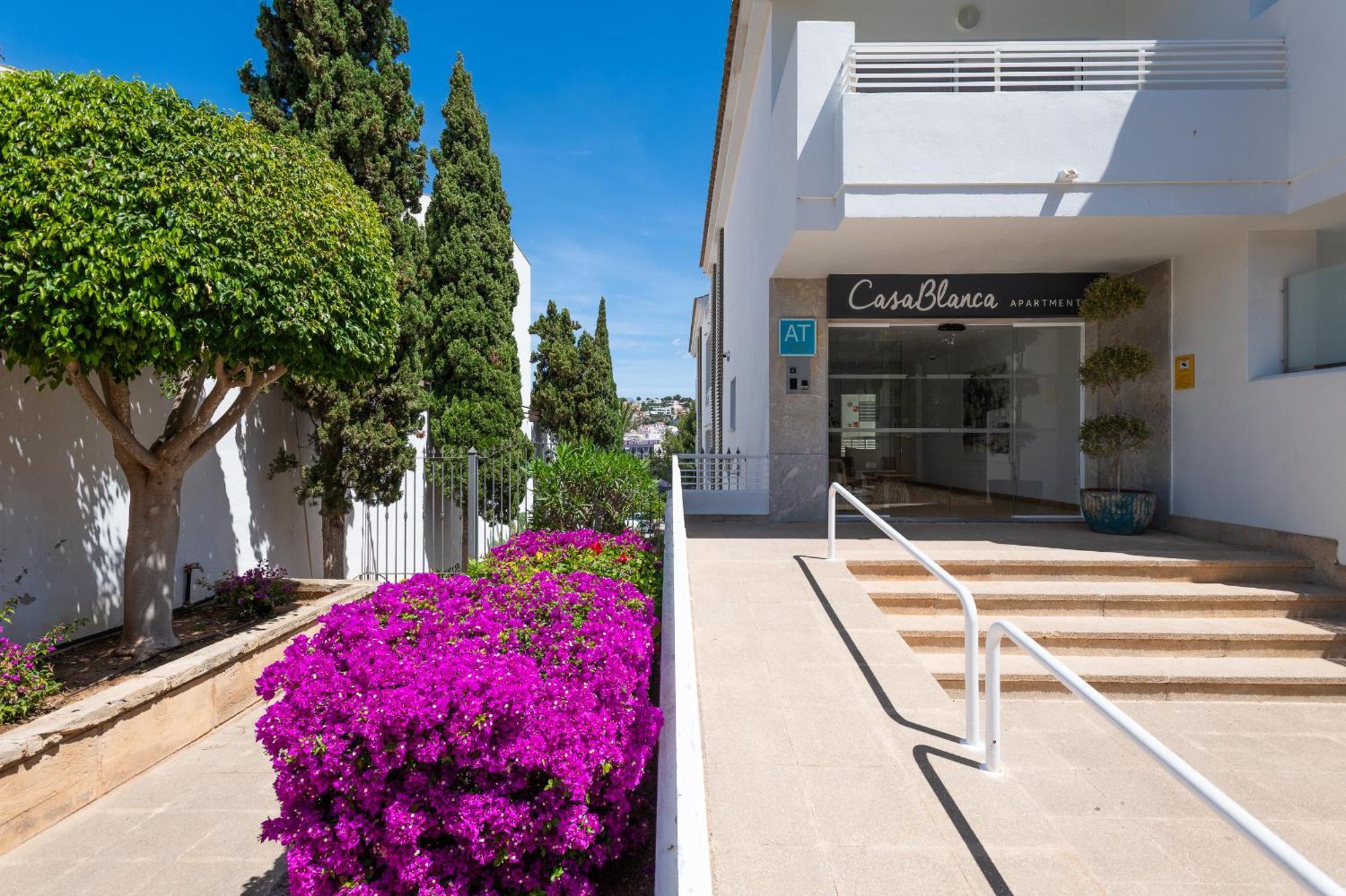 Casablanca Apartments, Санта Понса Екстериор снимка