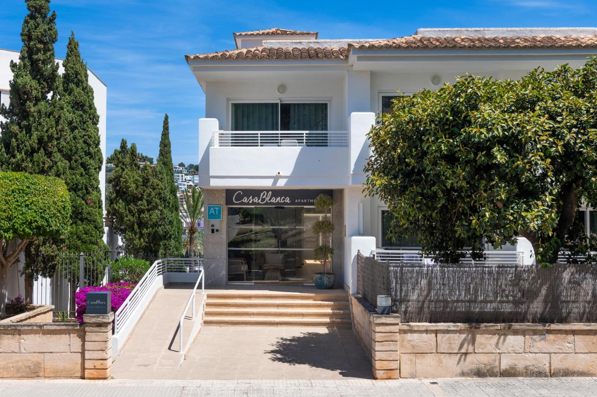 Casablanca Apartments, Санта Понса Екстериор снимка
